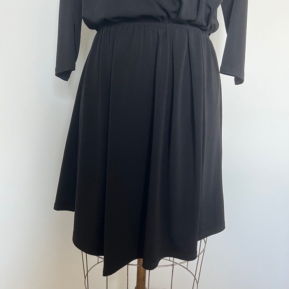 BCBG Open Back Stretch Crepe LBD - Picture 5 of 8